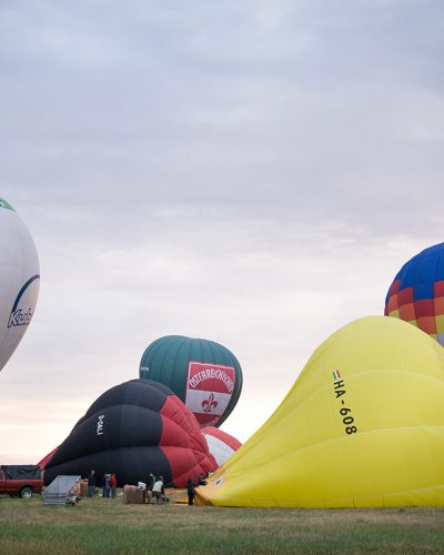 Diana Cherecheș și Kinga Kalmar - Maramures Balloon Fiesta 2012 (16)