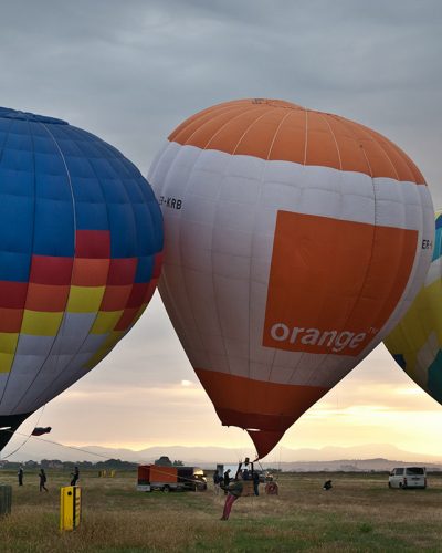Diana Cherecheș și Kinga Kalmar - Maramures Balloon Fiesta 2012 (17)